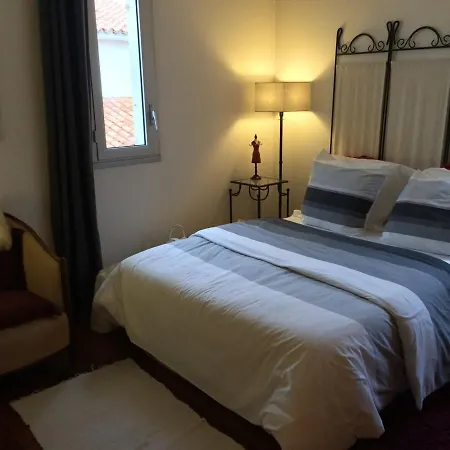 דירה 4 Personnes Proche Centre De Avec Terrasse Et Parking Prive - Fr-1-494-88 *